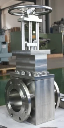 Alloy valve